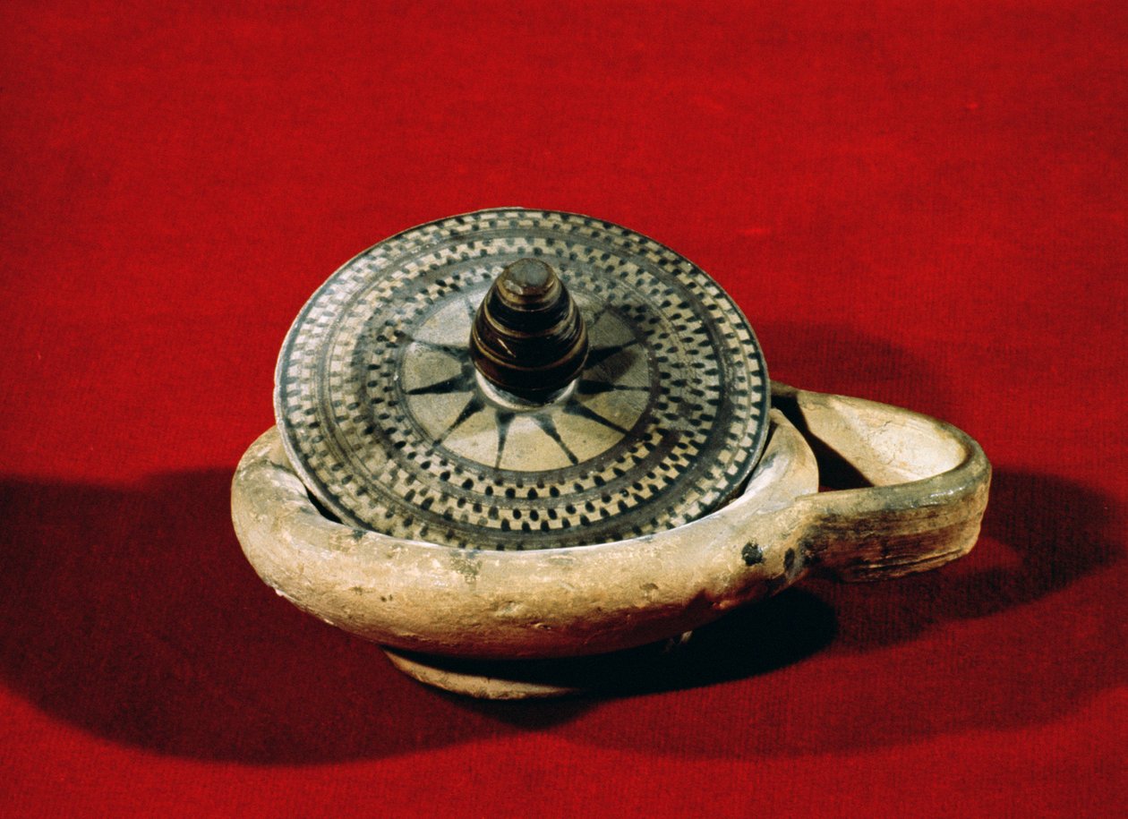 Etruskischer Parfümhalter (Irdenware) von Unknown