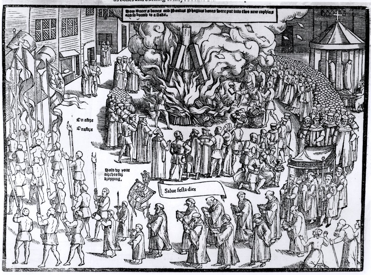 Die Verbrennung der Überreste von Martin Bucer (1491-1551) und Paul Fagius (1504-49) auf dem Marktplatz in Cambridge im Jahr 1557, aus 