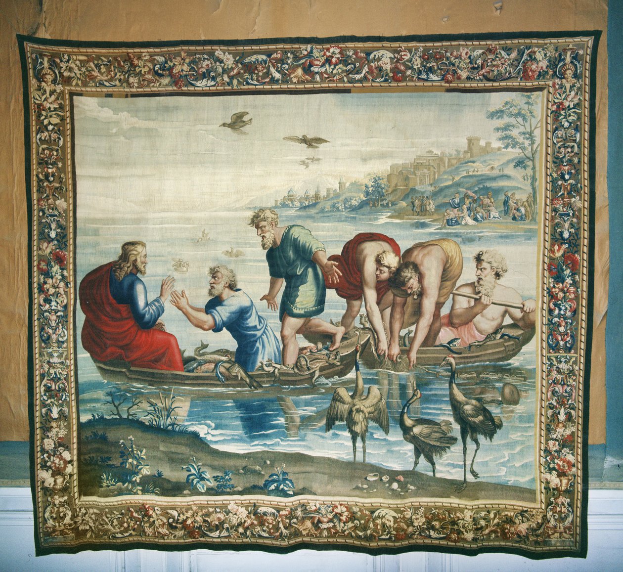 Wandteppich, der die Taten der Apostel darstellt, Der wunderbare Fischfang, gewebt in der Beauvais-Werkstatt unter der Leitung von Philippe Behagle (1641-1705), 1695-98 von Raffaello Sanzio Raphael