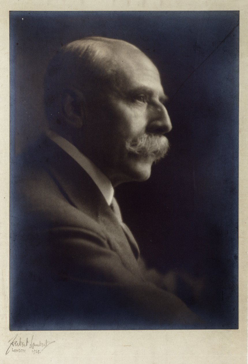 Porträt von Edward Elgar, 1921 von Unknown
