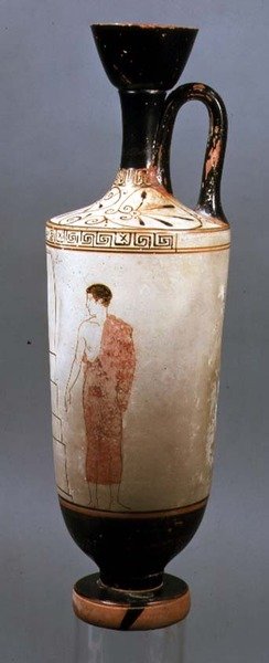 Attische weißgrundige Lekythos, verziert mit einem Jugendlichen in einem grauen Himation, aus Laurium, Attika, ca. 450-425 v. Chr. von Achilles Painter