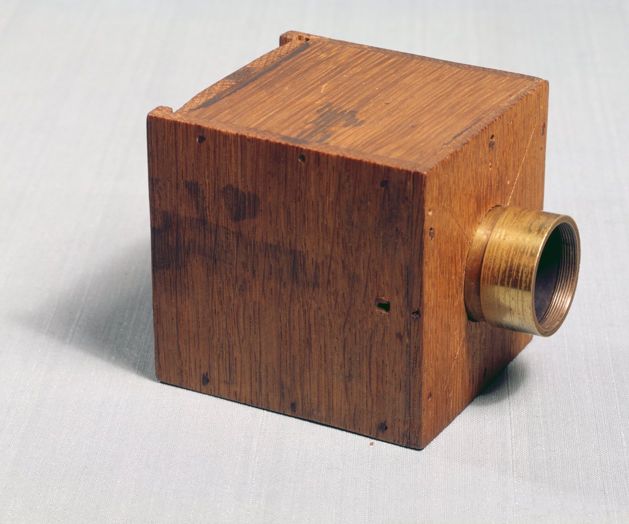 Mausefallen-Kamera, ca. 1835 von English School