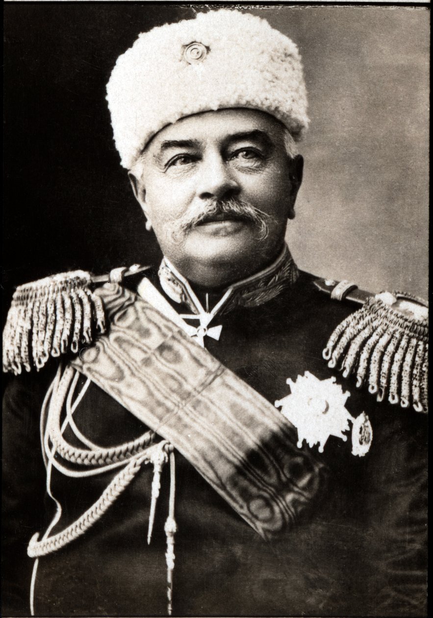 Porträt von Mikhail Ivanovich Dragomirov (1830-1905), russischer General und Militärschriftsteller von French Photographer