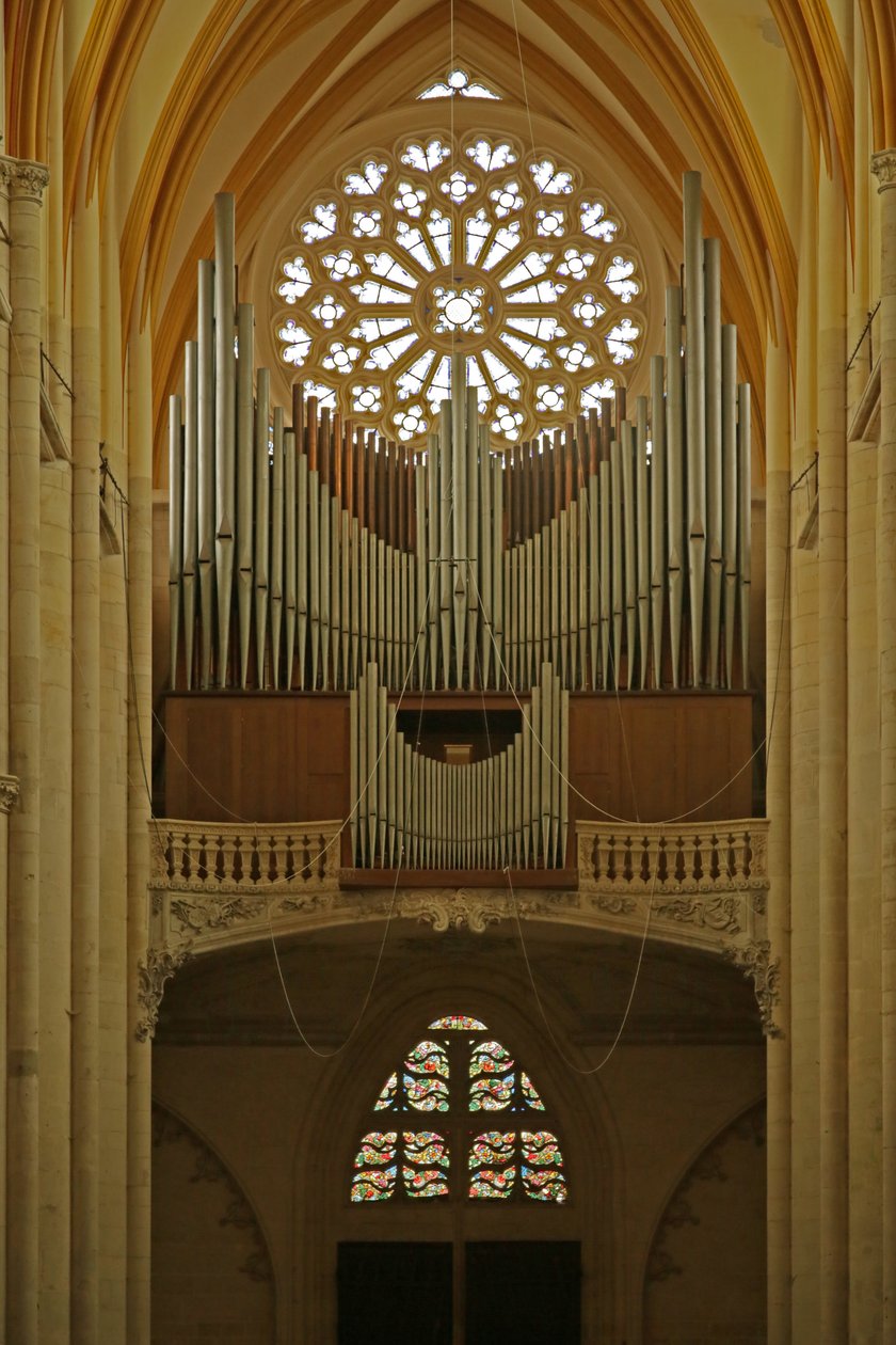 Westrosette und Orgel von French School