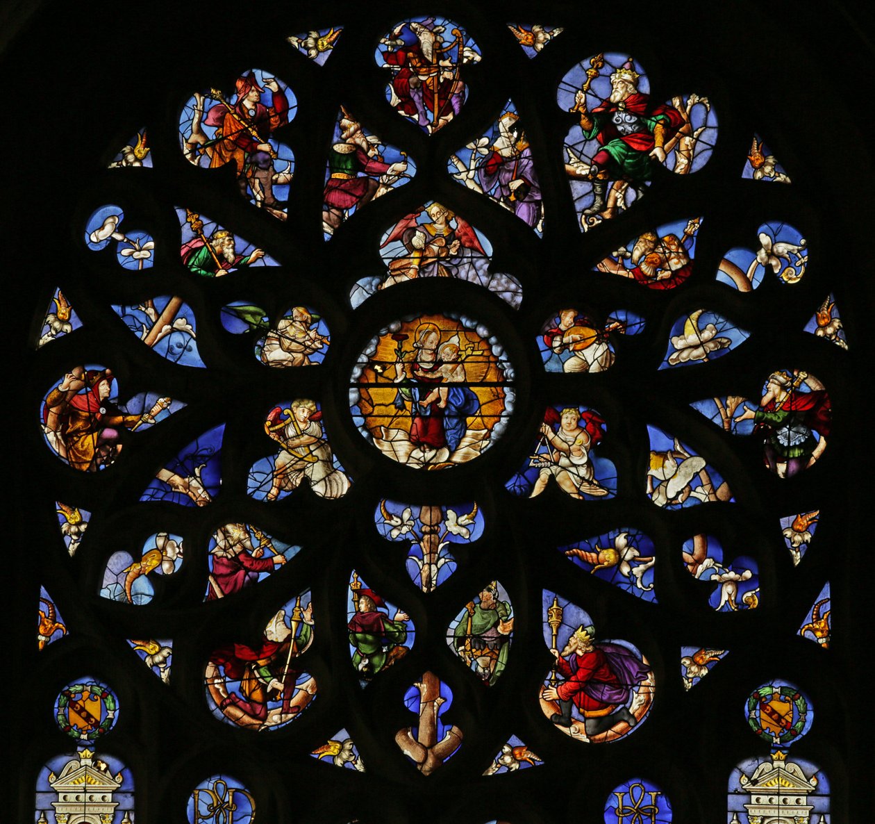 Fenster mit Darstellung des Jessebaums, Rosenfenster von French School