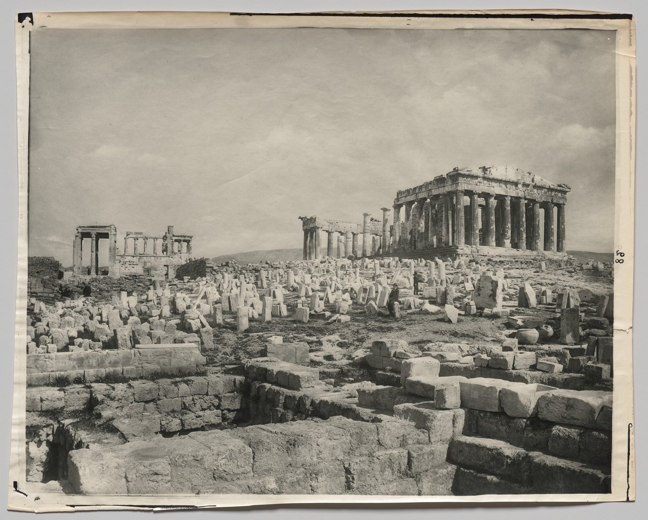 Blick auf das Parthenon von Adolphe Braun and Co.