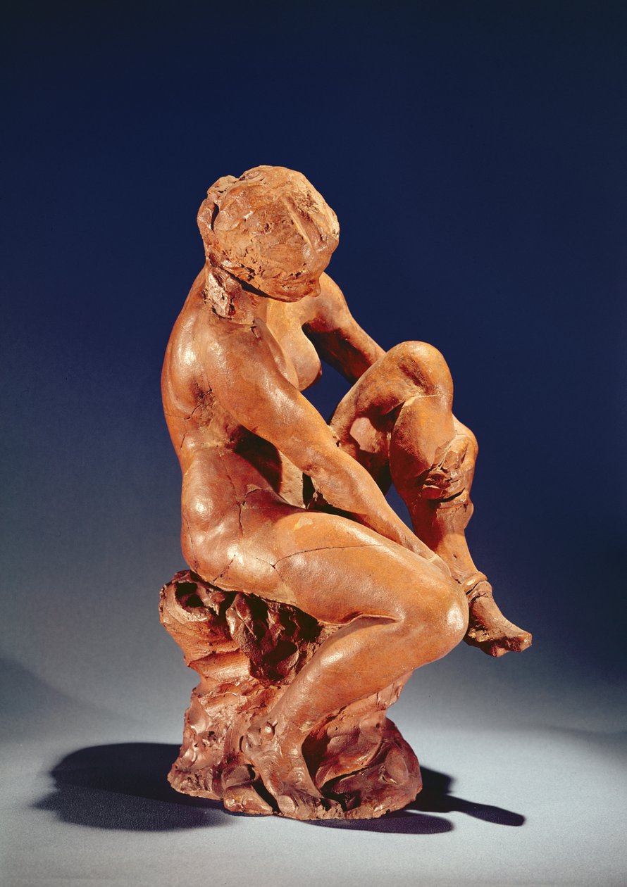 Frau zieht ihre Strümpfe aus, ca. 1870 von Aime Jules Dalou