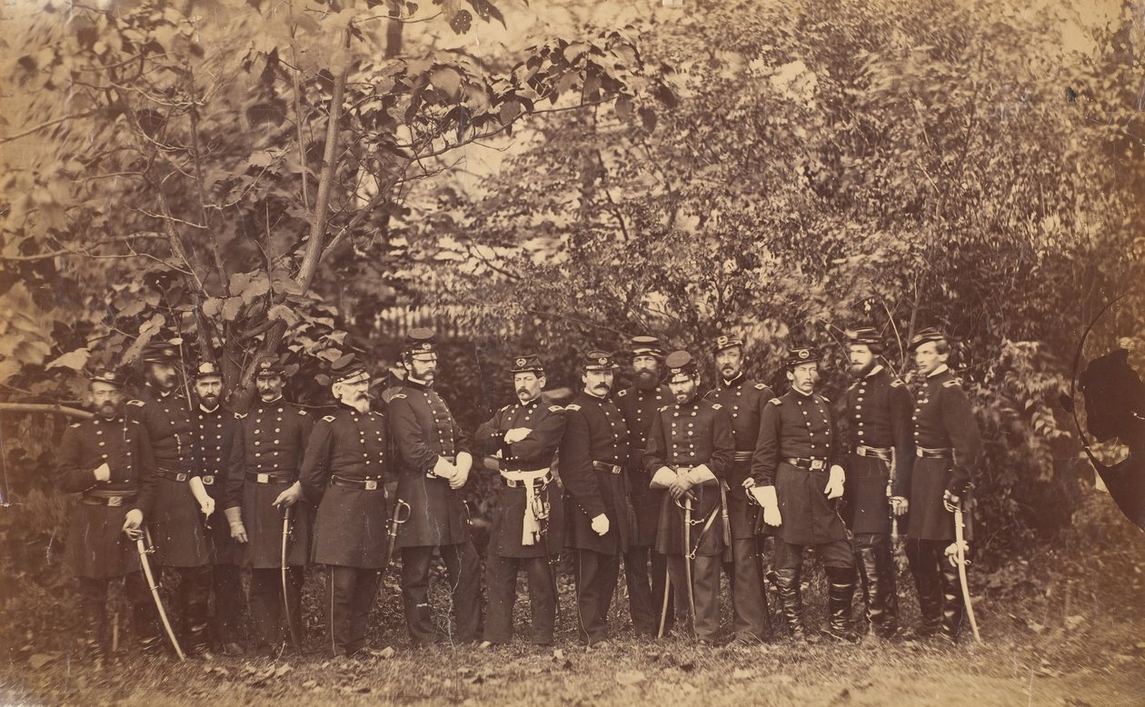 General McClellan und Stab von Alexander Gardner.
