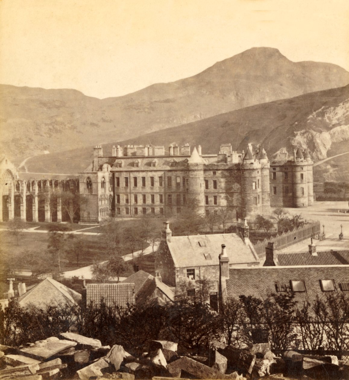 Holyrood Palace, ca. 1912 von Alexander Inglis