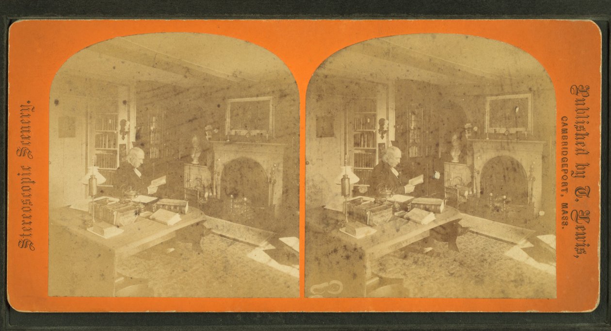 Ansicht von Amos Alcott in seinem Arbeitszimmer von American Photographer