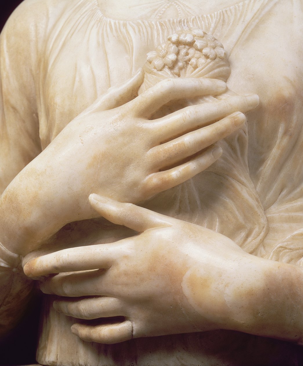Frau mit einem Blumenstrauß, Detail ihrer Hände, ca. 1475-80 von Andrea del Verrocchio