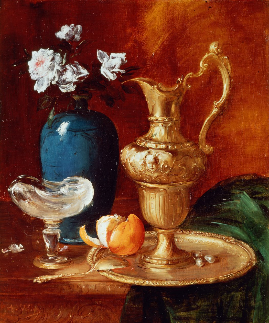 Stillleben mit vergoldetem Krug, Blumenvase und einer facon de Venise Schale von Antoine Vollon