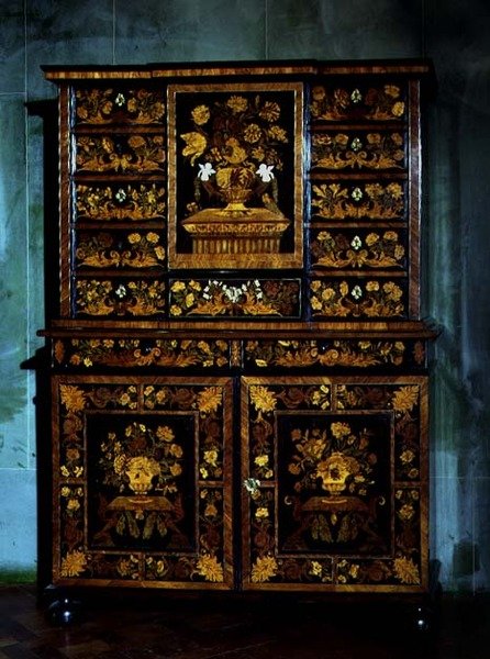 Marketerie-Schrank von Antoine Robert Gaudreau