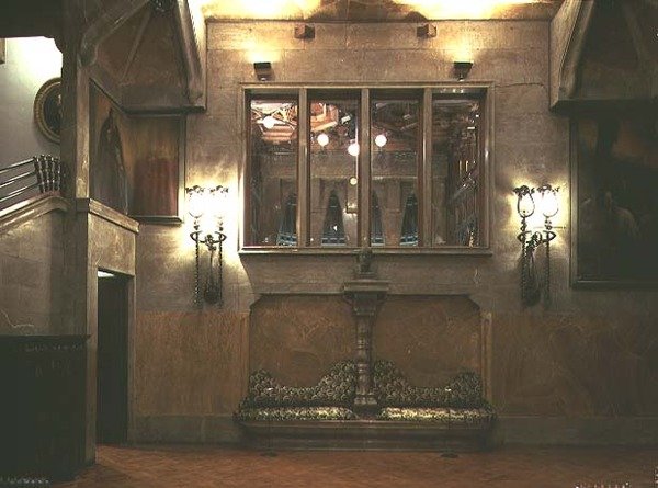 Der große Saal von Antoni Gaudi