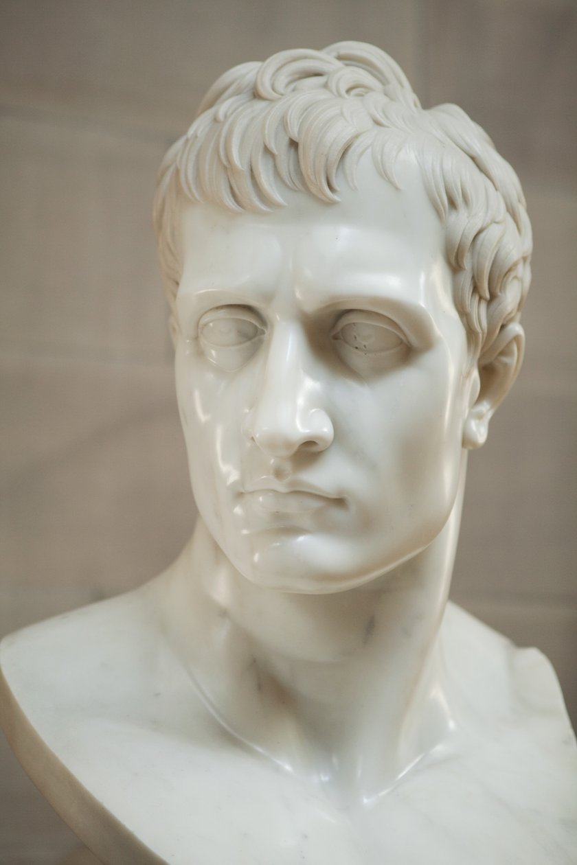 Napoleon Bonaparte (Marmor) von Antonio Canova