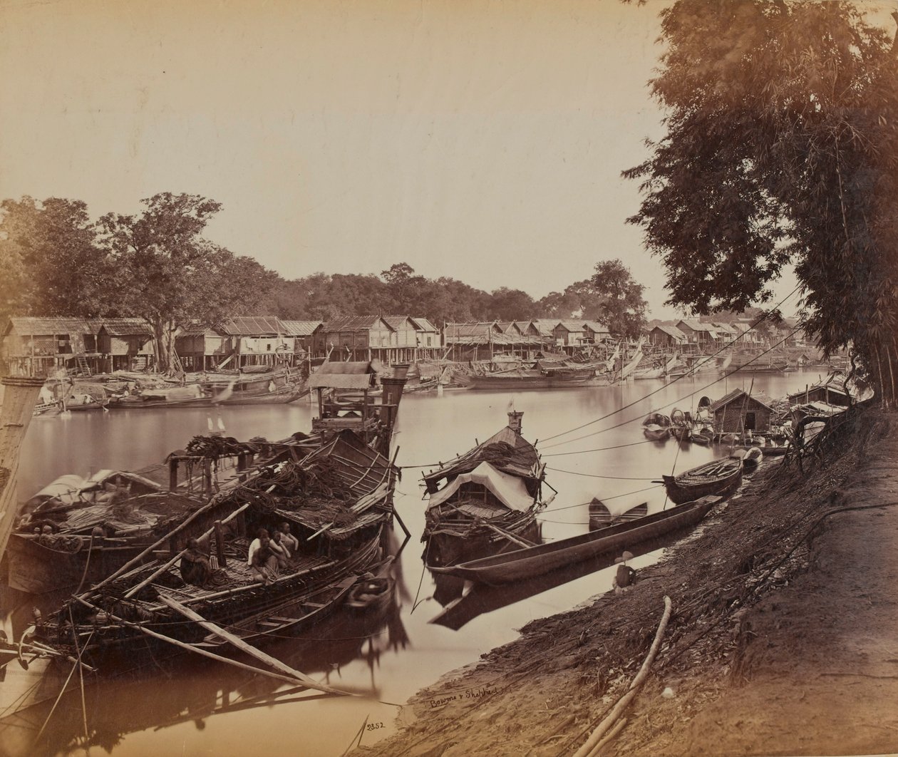 Ein Seitenarm, Mandalay von British Photographer