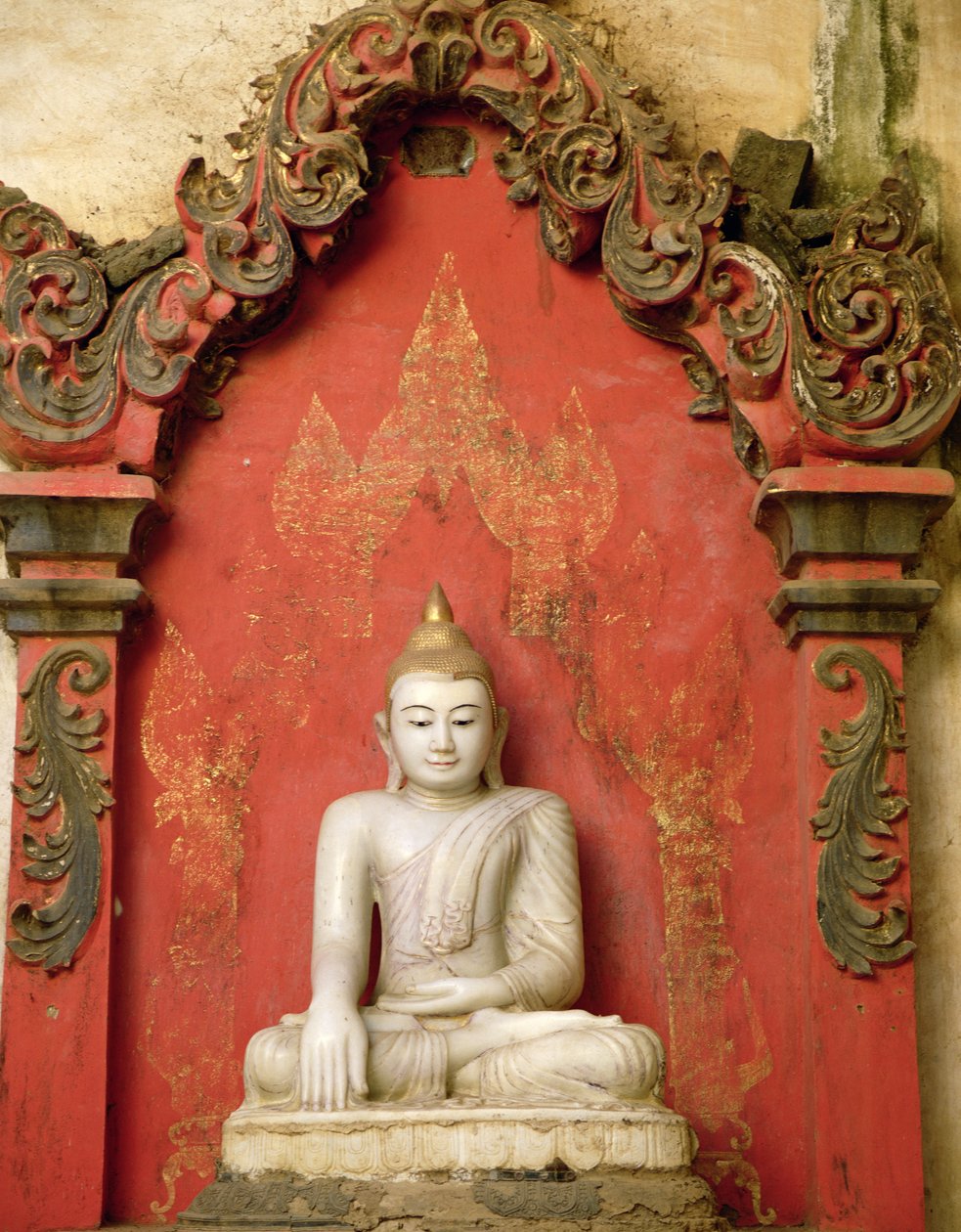 Sitzender Buddha in Meditation von Burmese School