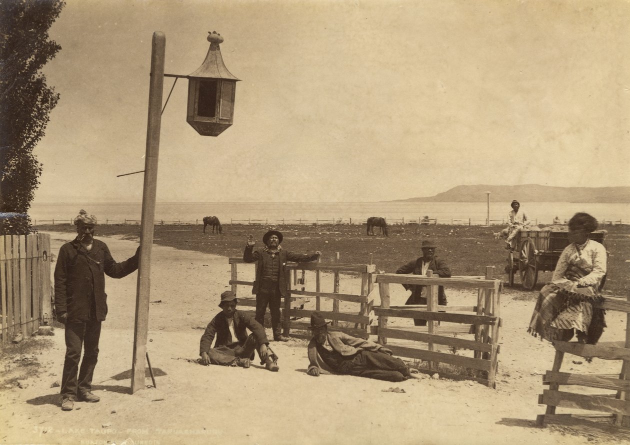 Lake Taupo - von Tapuaharuru, ca. 1886 von Burton Brothers Studio