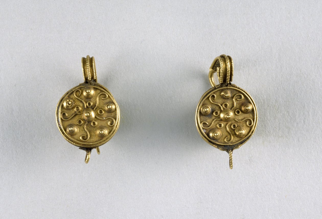 Scheibenohrringe, ca. 1. Jahrhundert (Gold) von Byzantine