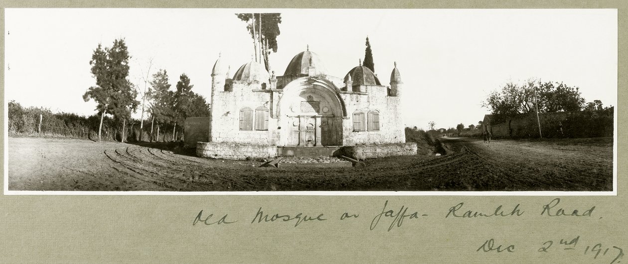 Alte Moschee an der Ramleh Road, Jaffa, 2. Dezember 1917 von Capt. Arthur Rhodes