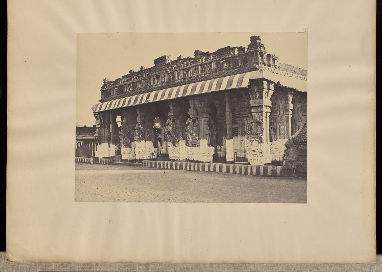 Madura. Trimul Naiks Choultry, Westfront von Capt. Linnaeus Tripe