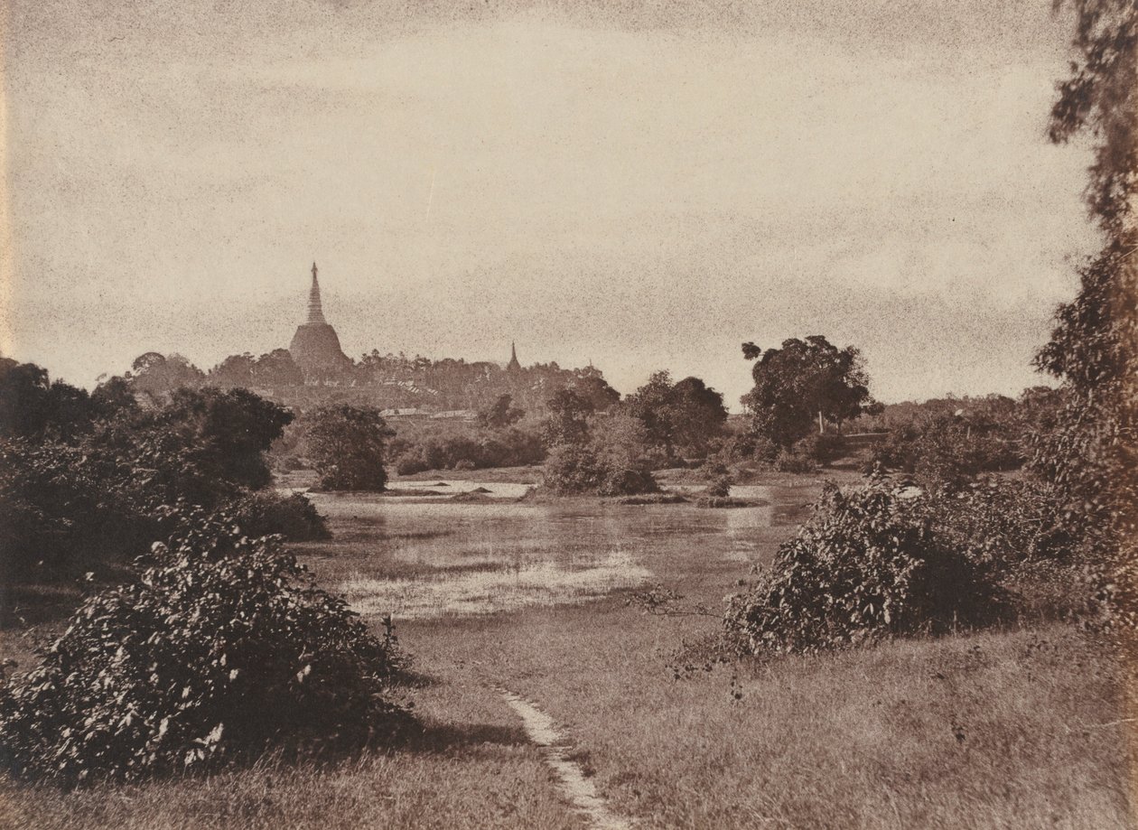Rangun. Blick in der Nähe des Sees, 1855 von Captain Linnaeus Tripe