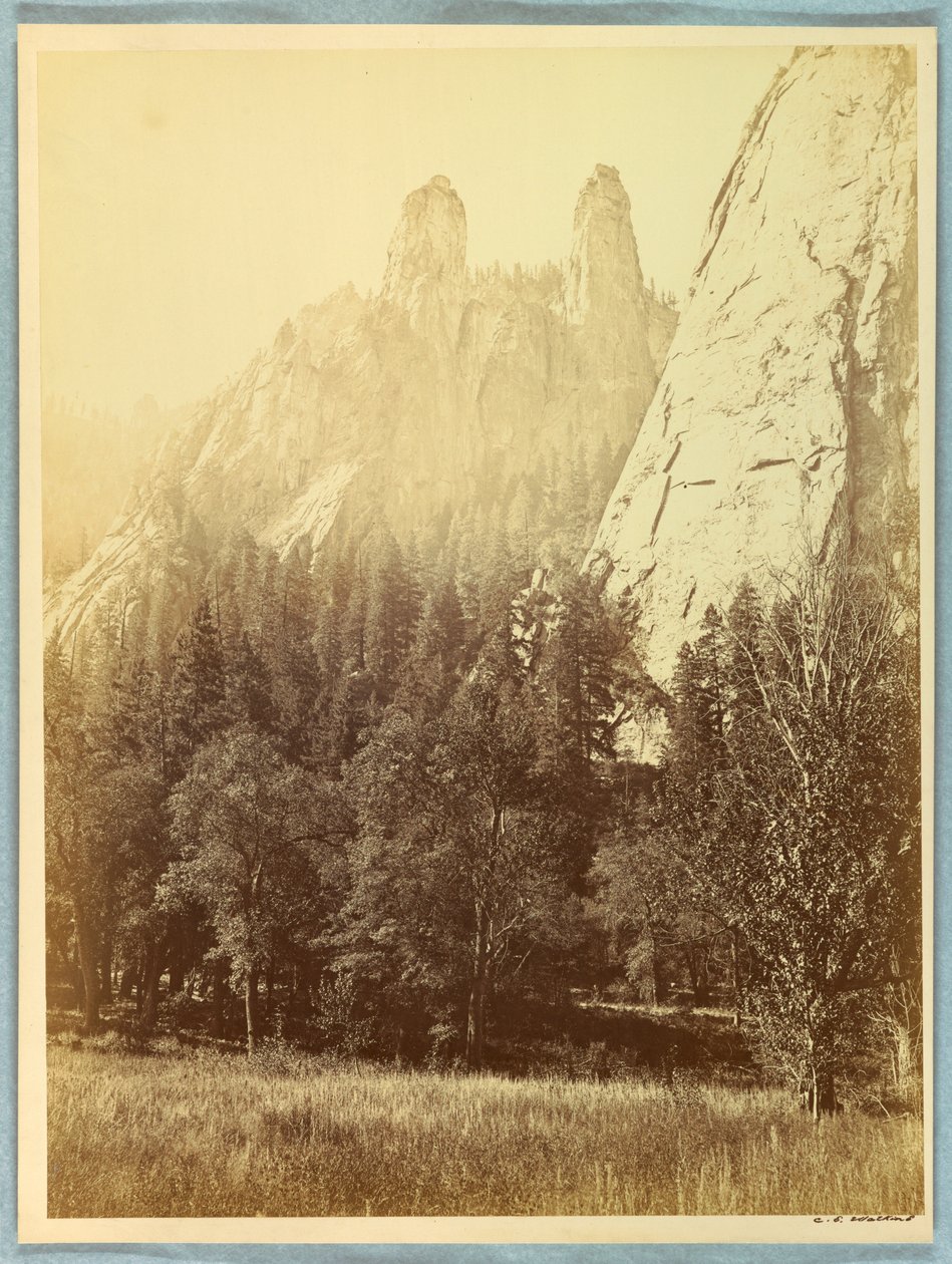 Kathedralenspitzen, Yosemite von Carleton E. Watkins