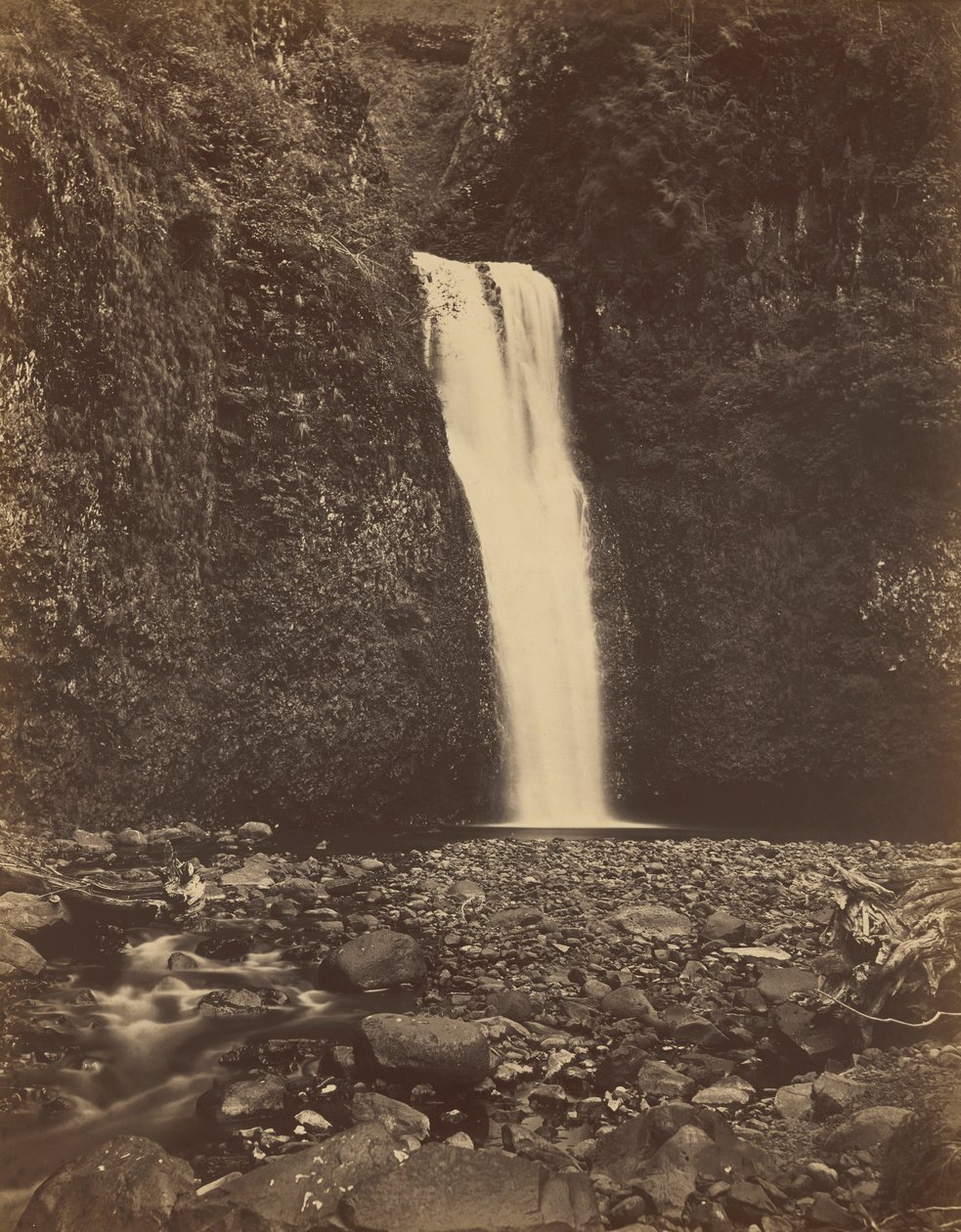Unterer Multnomah Falls, Columbia River von Carleton Emmons Watkins