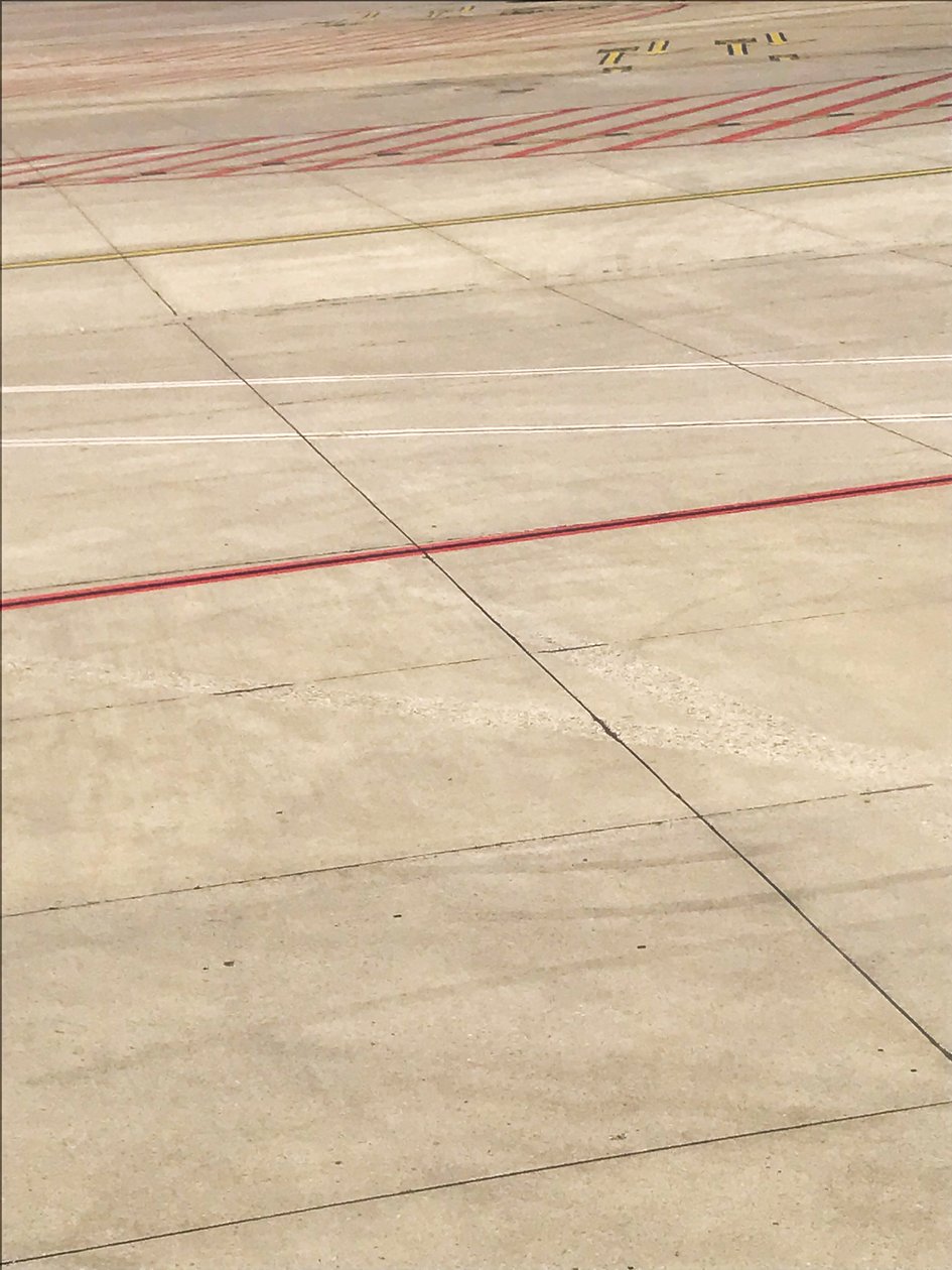 Komposition - Asphalt, 2019 von Cécile Jamet