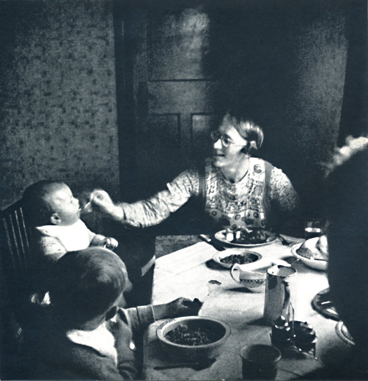 Ein schönes heißes Abendessen, 1941 von Cecil Beaton