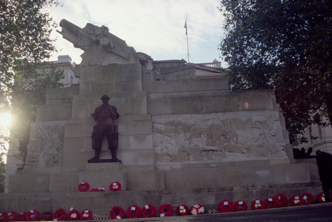 Seitenansicht des Royal Artillery Memorial 1914-18, 1925 von Charles Sergeant Jagger