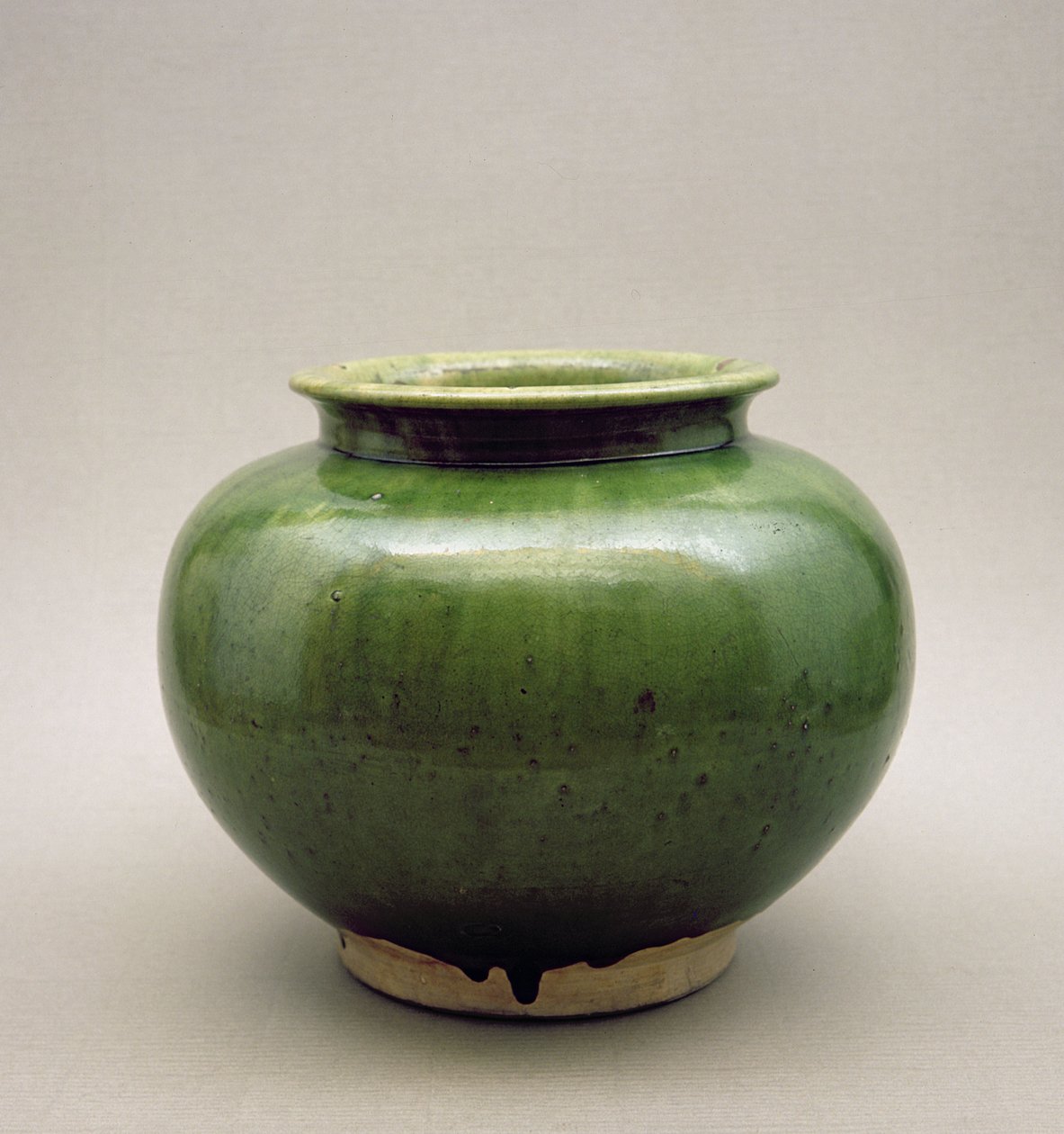 Chinesisches Gefäß, Yueh-Ware, Sechs Dynastien (265-589 n. Chr.) von Chinese School