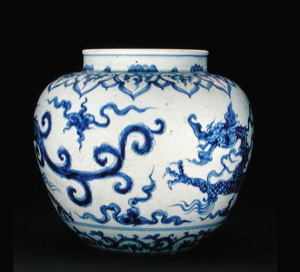 Kugelförmiges Gefäß mit gemaltem Drachen (Rückseite) von Chinese School