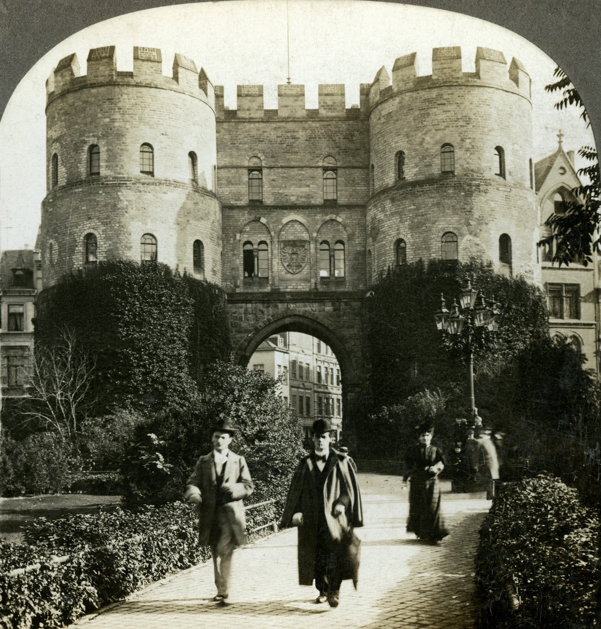 Römische Stadttore, Köln, Deutschland von E. W. Kelley