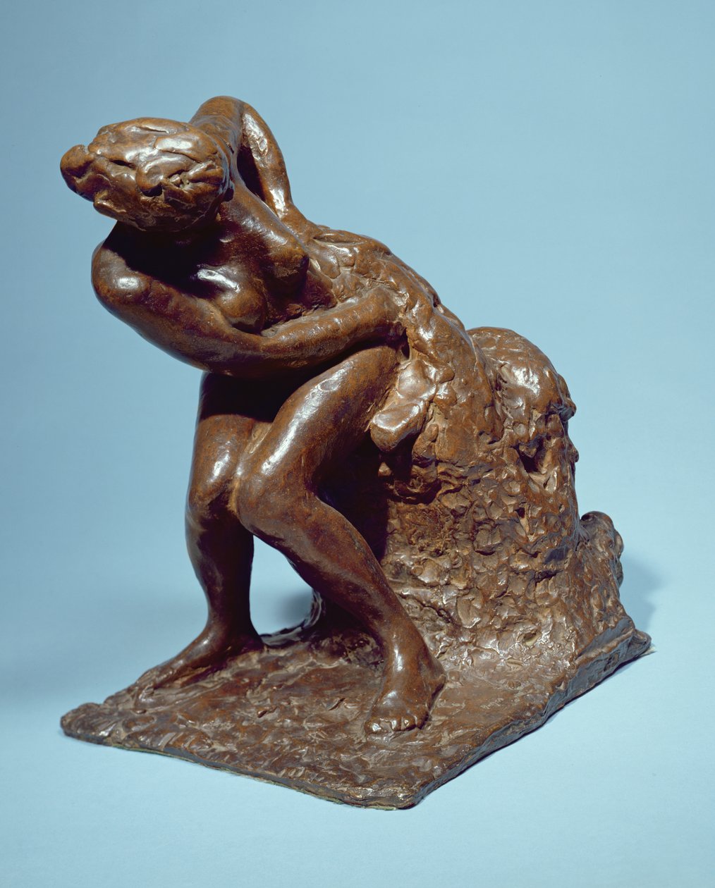 Sitzende Frau, die ihre linke Seite trocknet (Bronze) von Edgar Degas