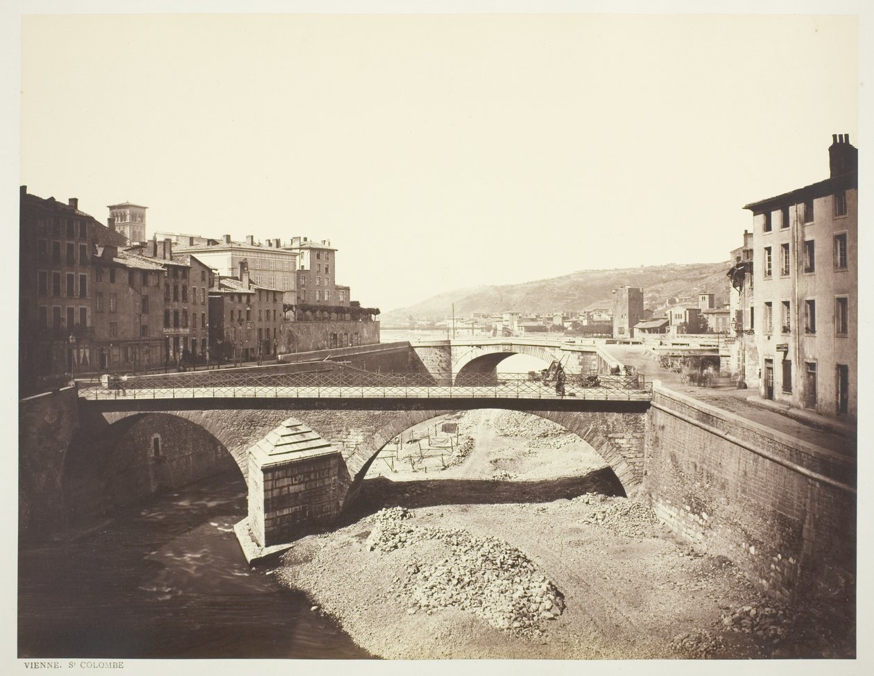 Vienne St. Colombe von Edouard Denis Baldus