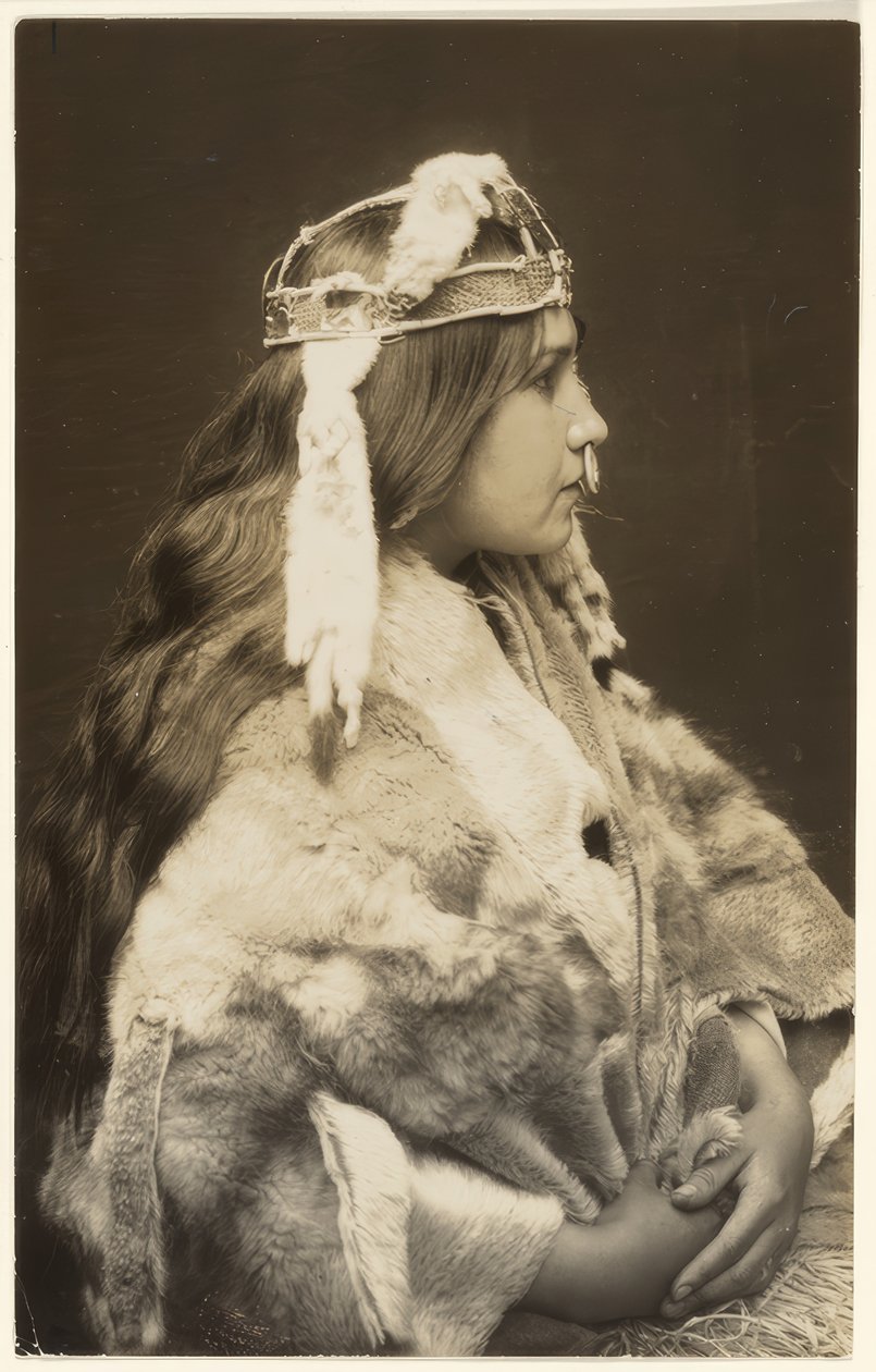 Naida, die stolze Prinzessin von Edward S. Curtis