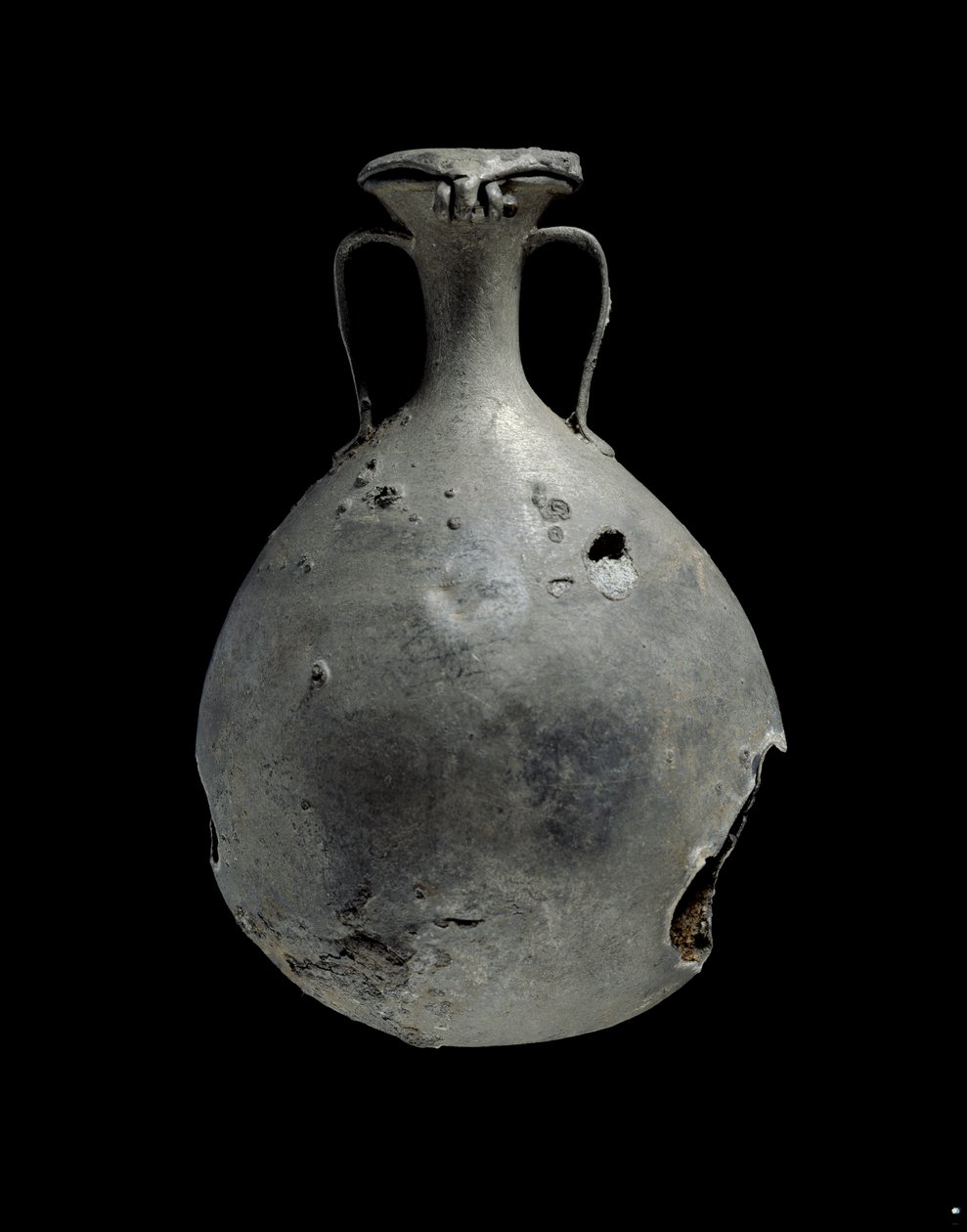 Zinn-Blei-Legierungsflasche mit Deckel von Egyptian 18th Dynasty