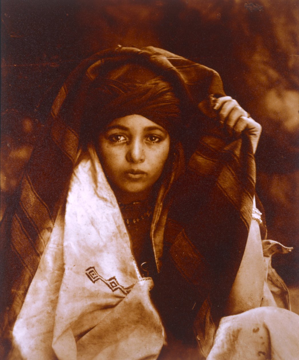 Kabylische Stammesfrau, ca. 1890 von Emile Frechon