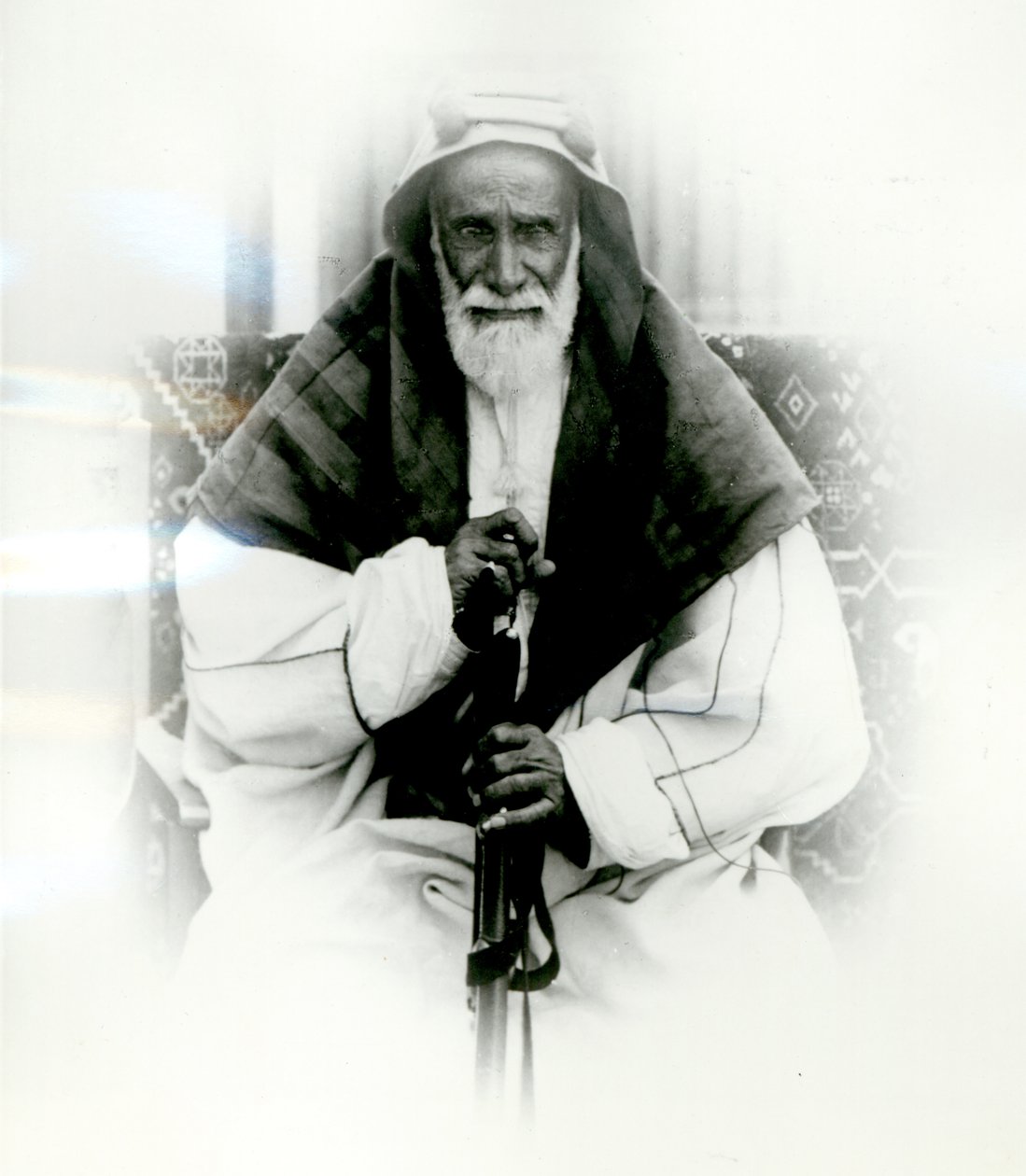 Isa Ibn Ali Al Khalifah von English Photographer