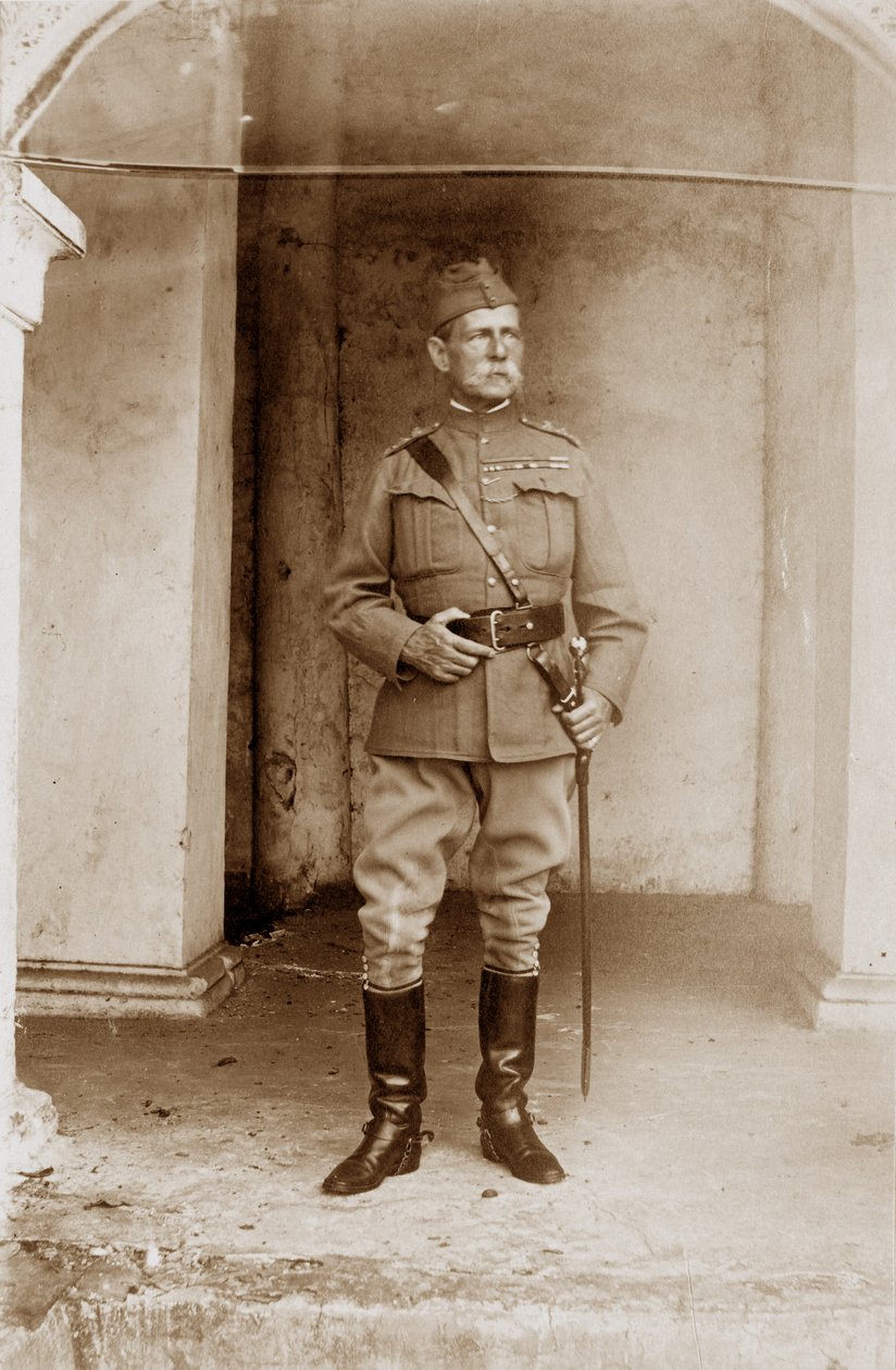 Sir Fred, von Colonel Laughton von English Photographer