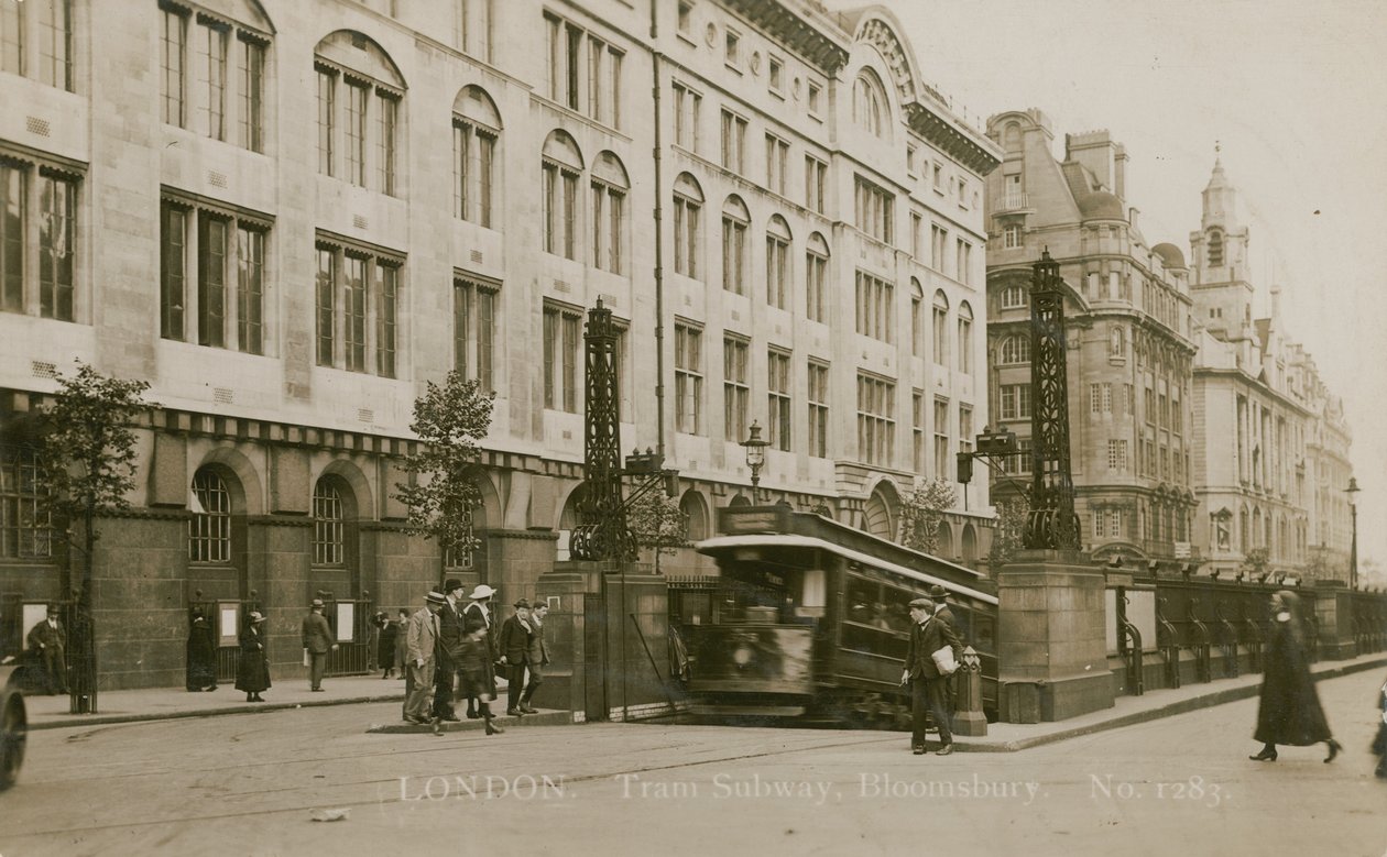 Straßenbahn-Tunnel, Bloomsbury, London von English Photographer