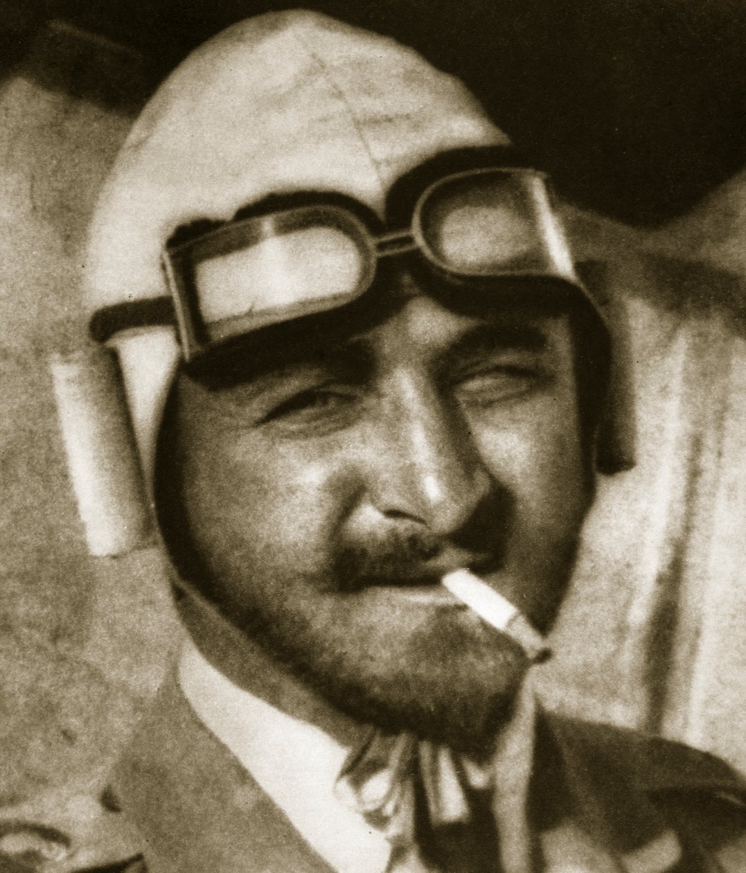 Tapferer Veteran des Luftdienstes (Photogravur) von English Photographer