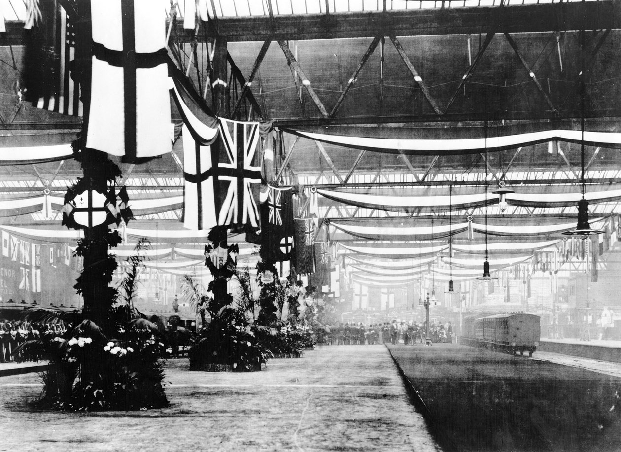 Victoria Station von English Photographer