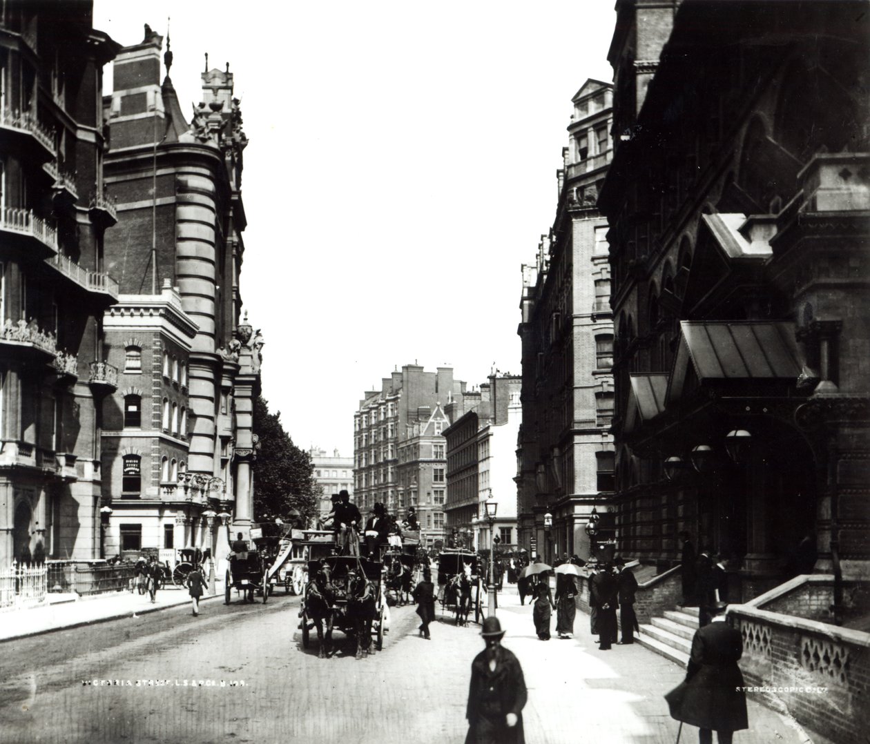 Victoria Street, London, ca. 1890 von English Photographer