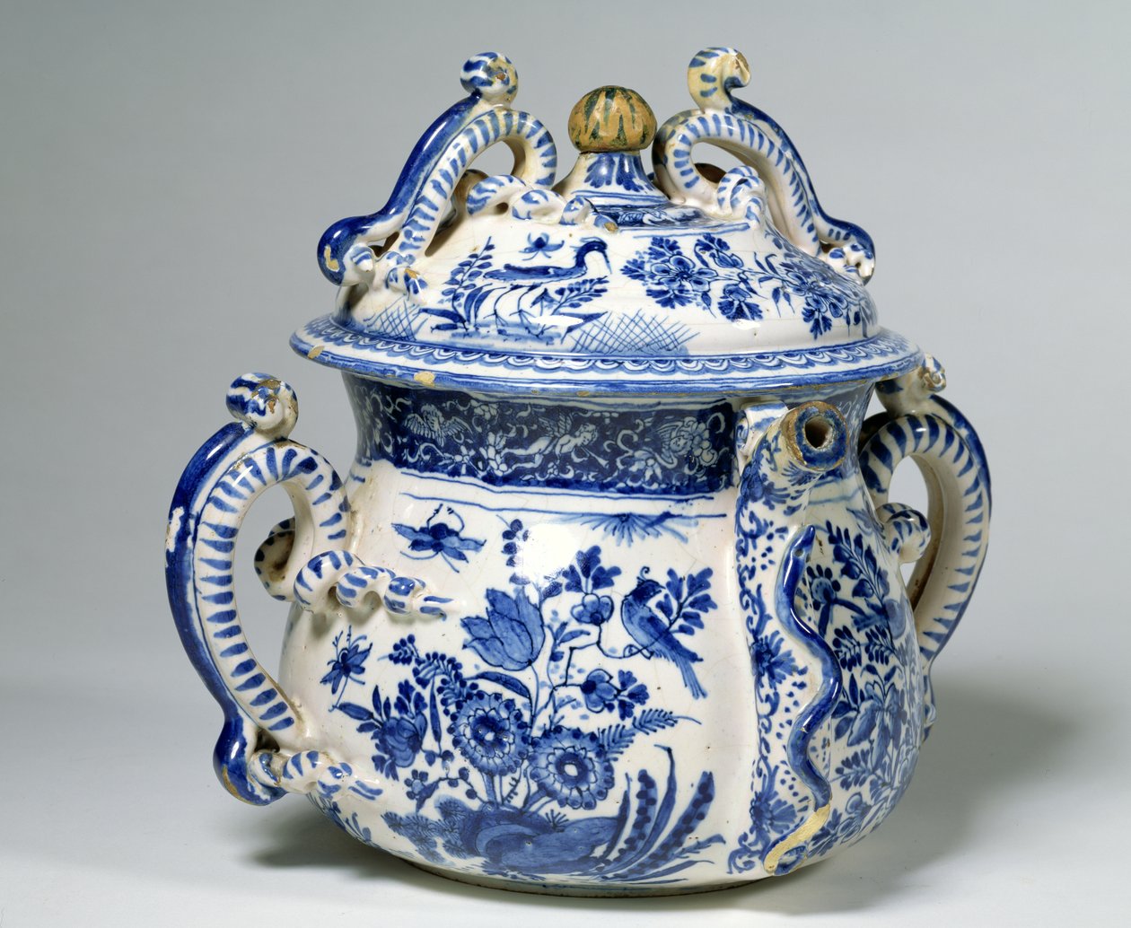 Delfter Posset-Topf mit Deckel von English School