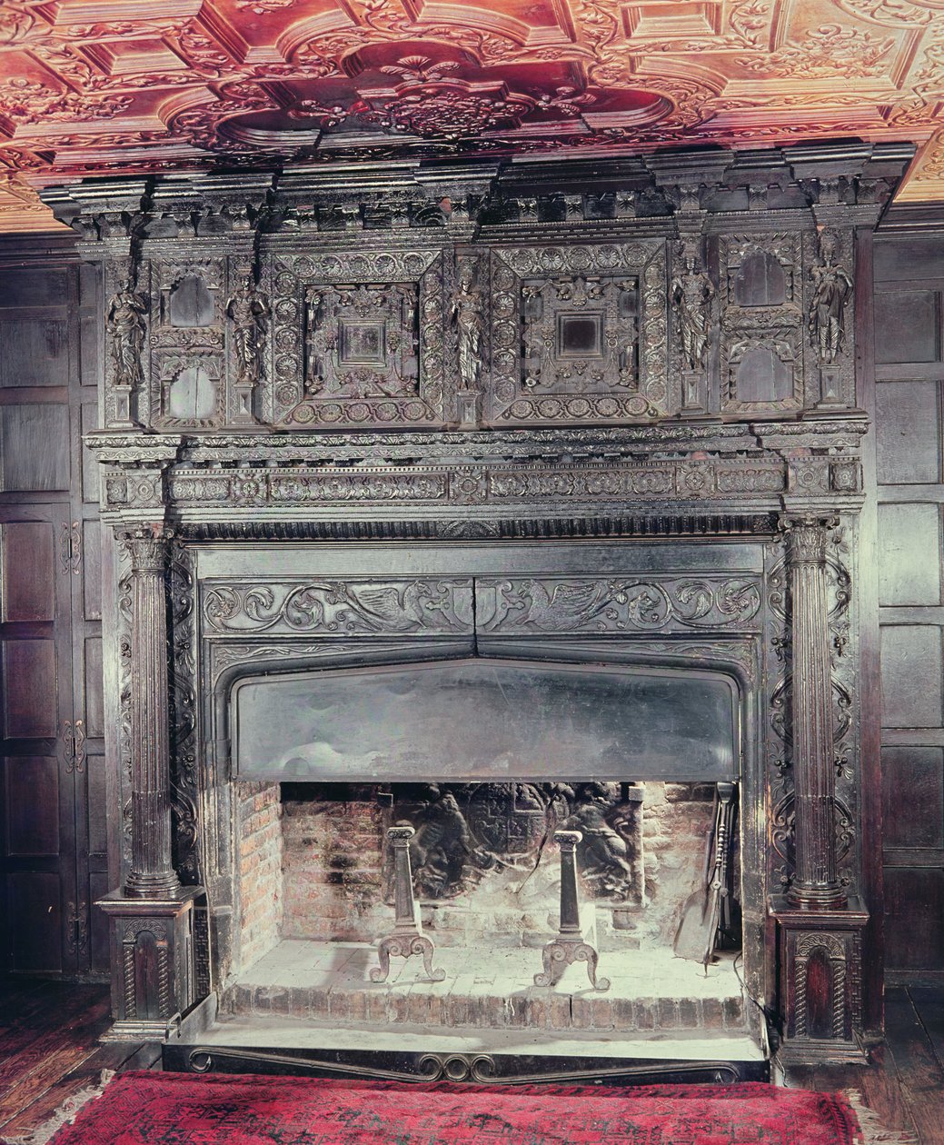 Kamin, c.1620 (geschnitztes Holz) von English School