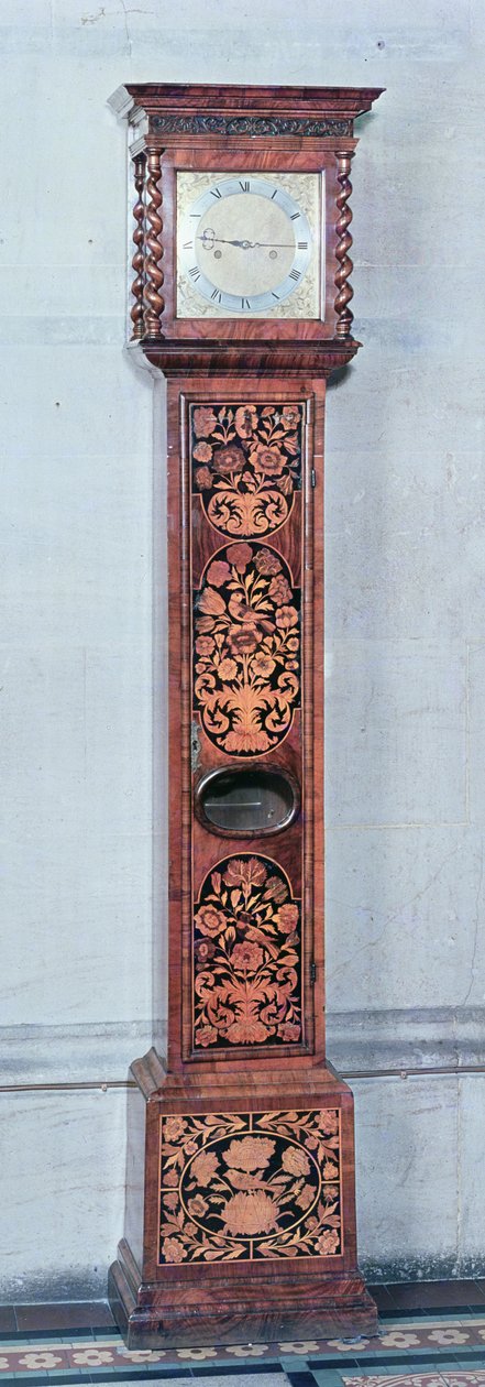 Standuhr mit Blumenmarketerie, spätes 17. Jahrhundert von English School