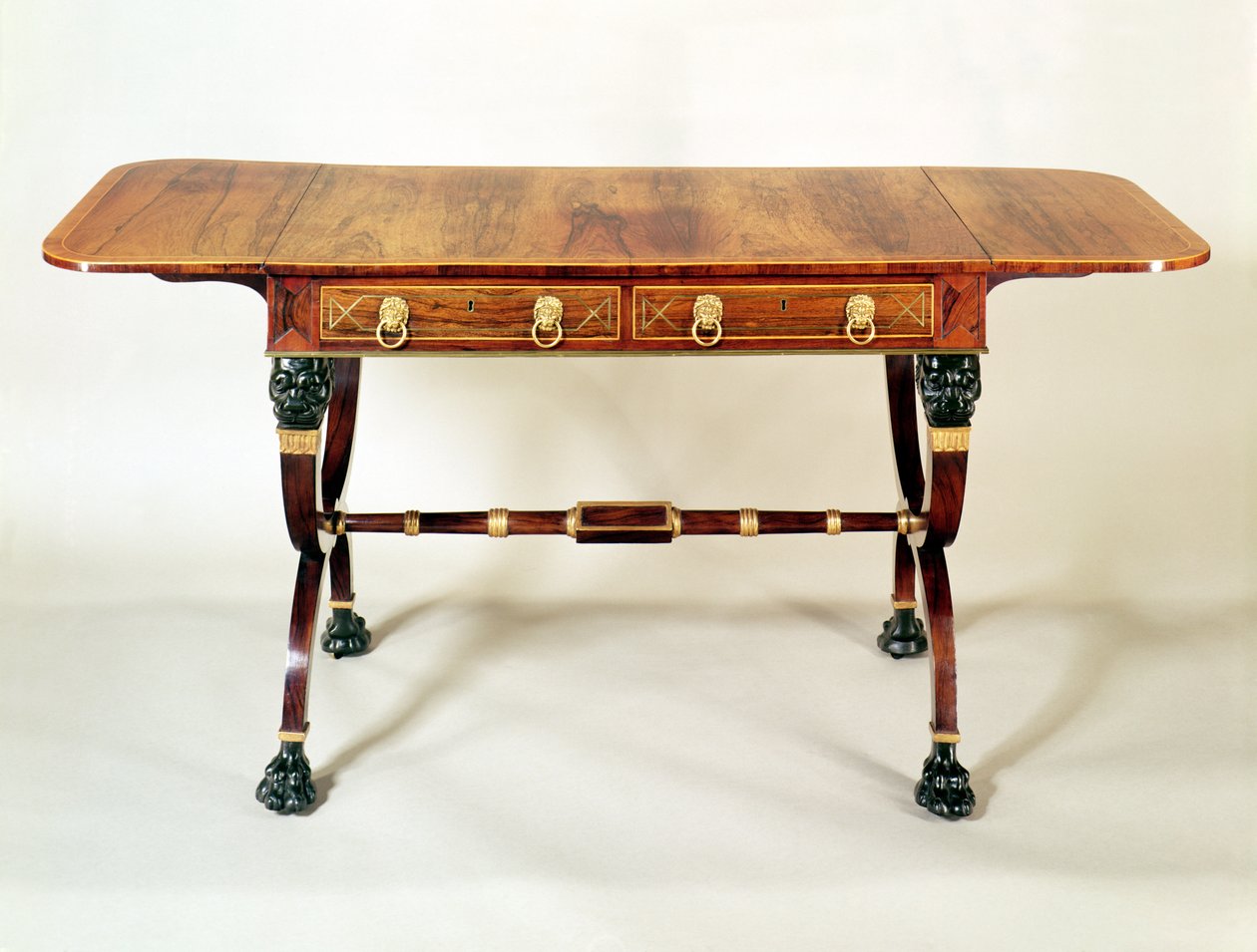 Sofatisch, Regency-Periode von English School