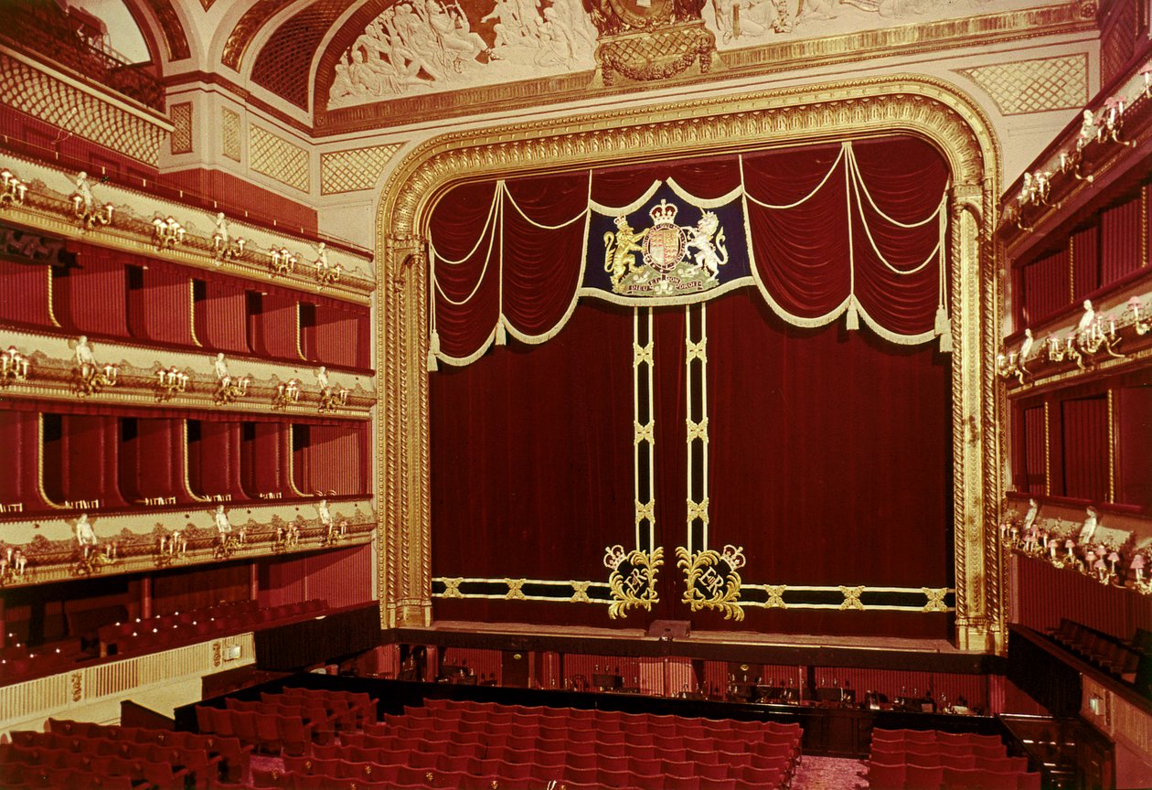 Ansicht des Auditoriums von English School